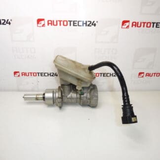 Master brake cylinder Bosch Citroën Peugeot 0204123596 22472579 4601L2