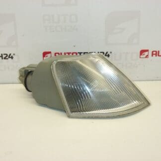 Right front turn signal Citroën Xantia 630370