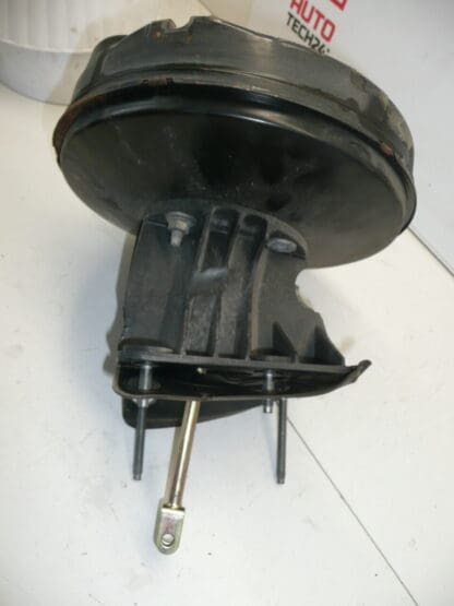 Brake booster Citroën Peugeot 9657237180 4535V7