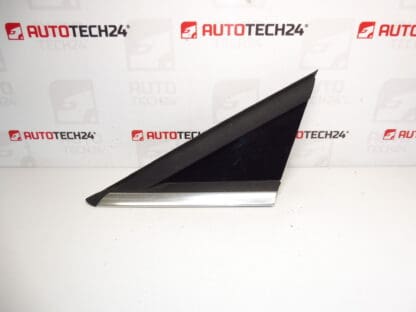 Cover in front of the left mirror Peugeot 3008 and 5008 96859483XT 9025Z0