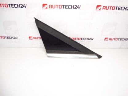 Cover in front of the right mirror Peugeot 3008 and 5008 96859482XT 9025Y8